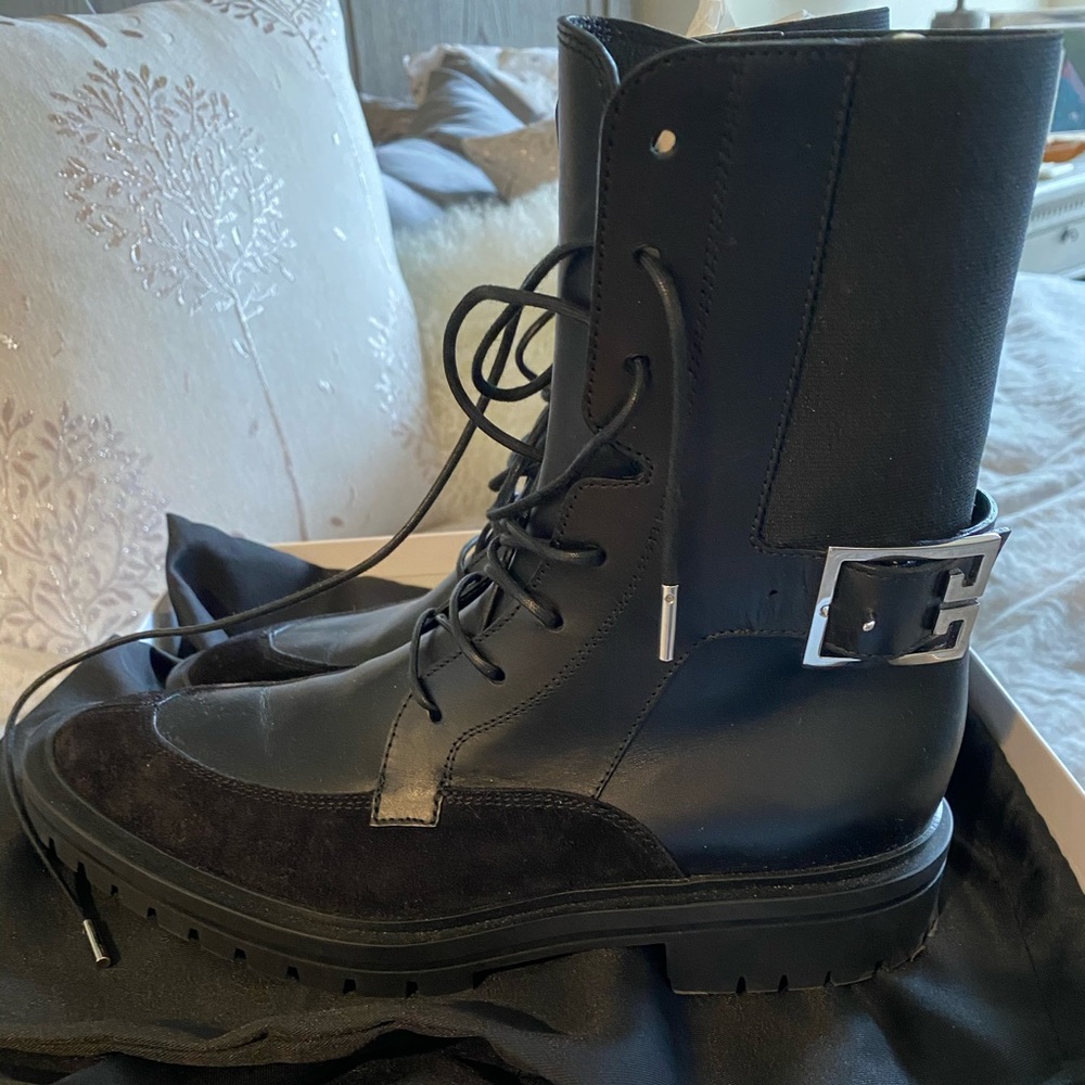 Givenchy Bottine Aviator boots